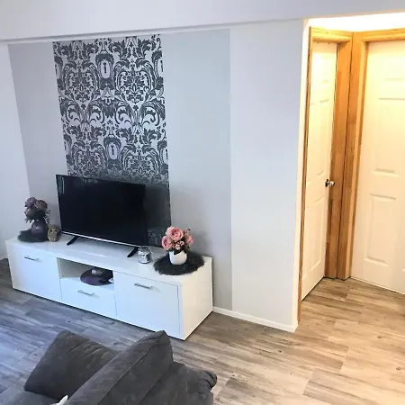 Apartman Antonio 게스트하우스 3*